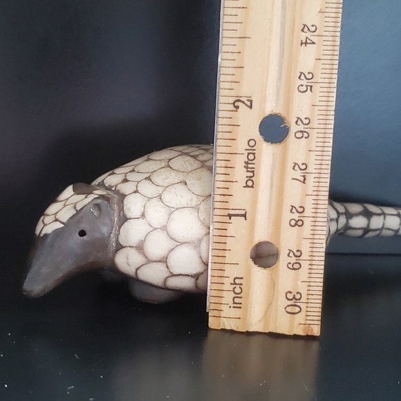 Signed Micol '92 Uruguay Beautiful Pottery Armadillo or Pangolin Original Micol - Picture 14 of 14